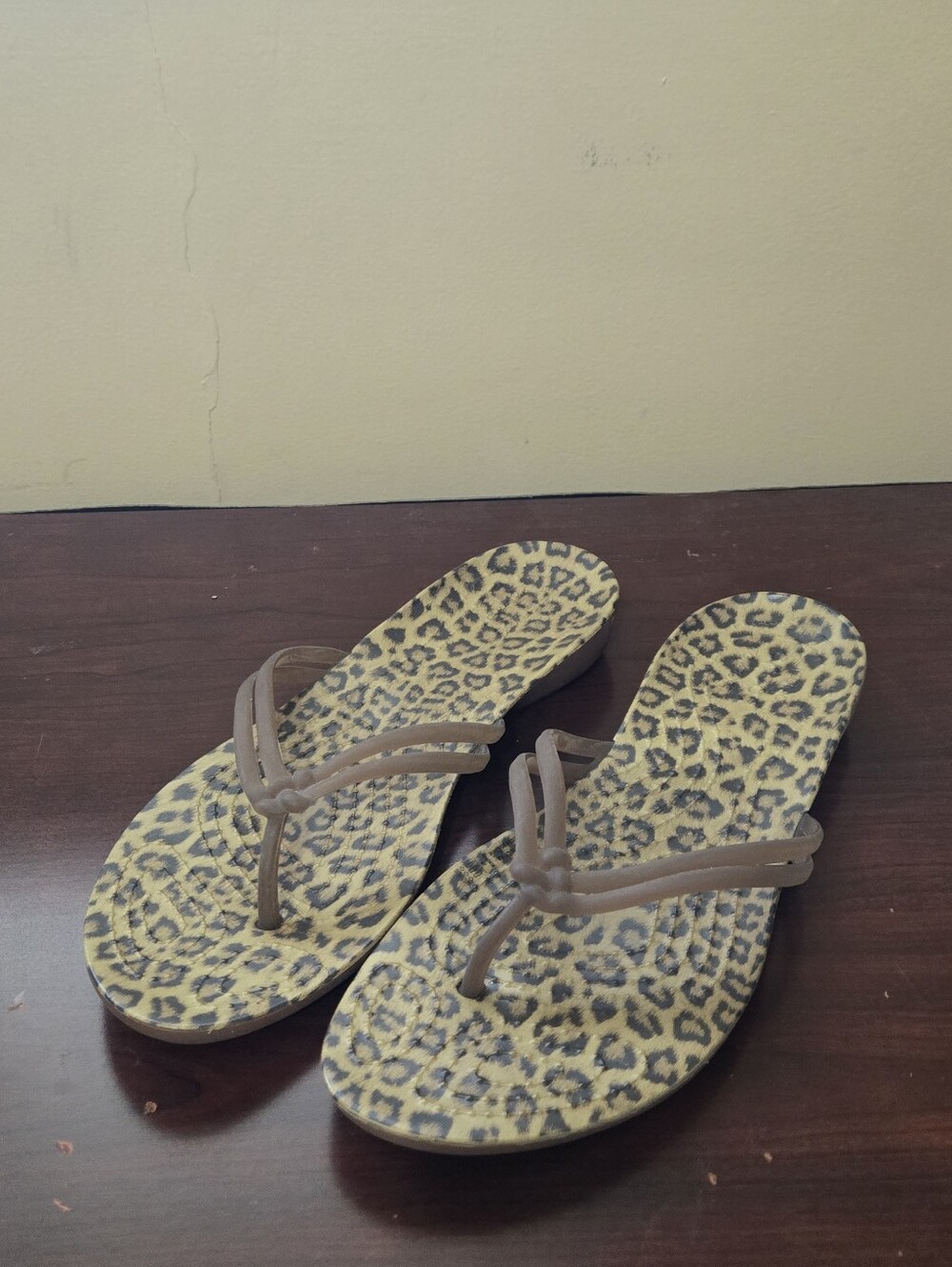 Crocs Leopard Print Thong Sandals